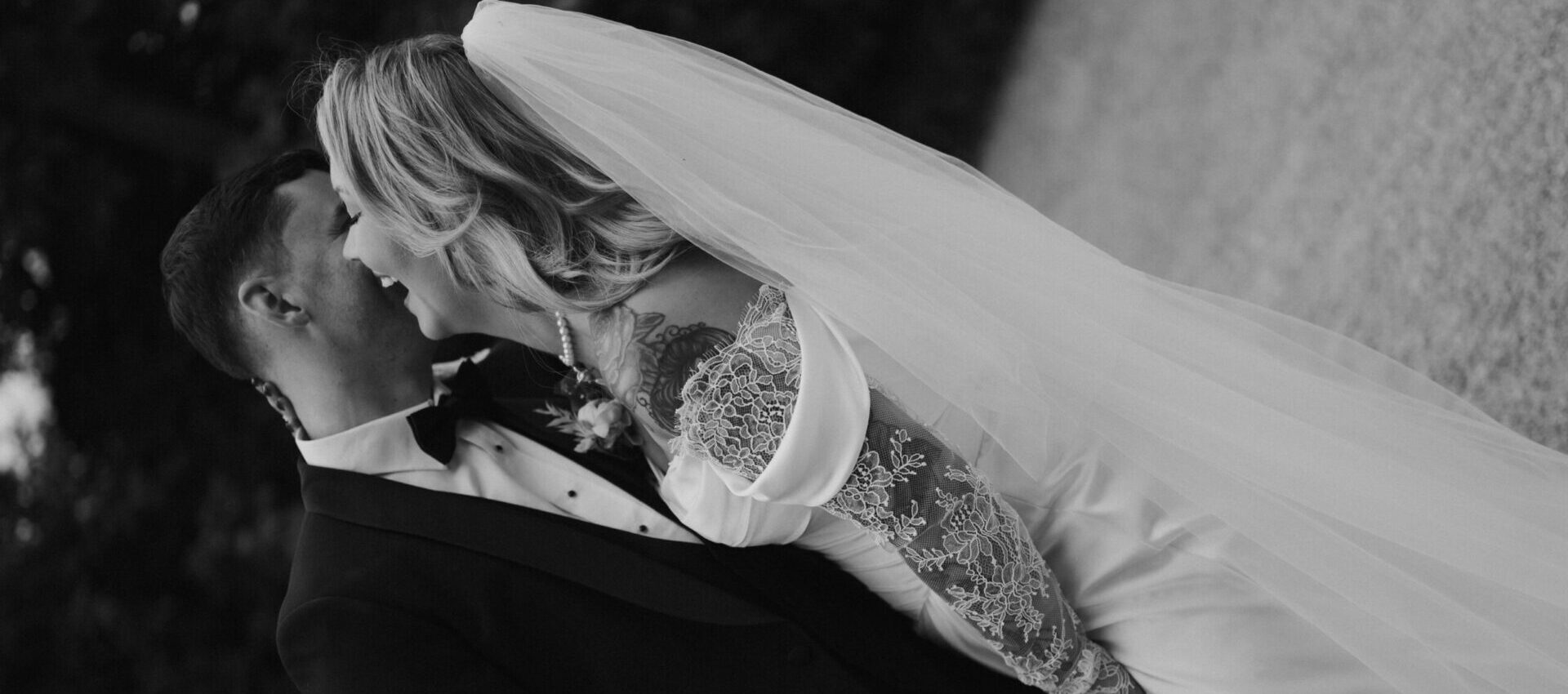 Editorial wedding documental dublin ireland scaled e1774625828385