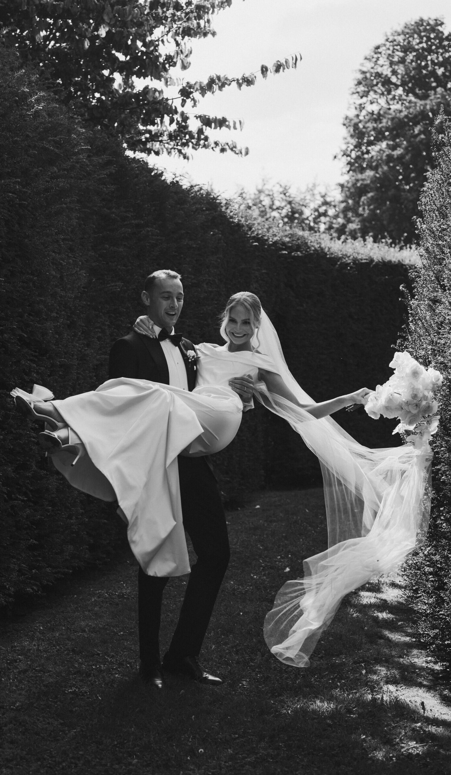 Luxury Ballintubberthouswe wedding photography scaled e1774008814373